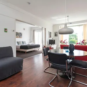 De Drie Tulpen Apartment